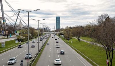 Auf Flucht vor der Polizei: Junger Münchner (22) verletzt sich schwer