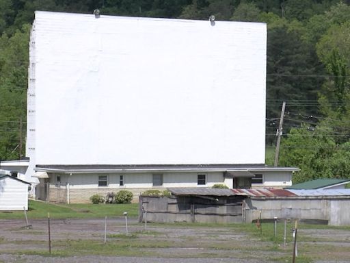 Sunset Ellis Drive In releases movies for opening weekend