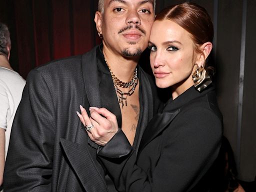 You'll L.O.V.E Ashlee Simpson's Family Vacation Photos With Evan Ross and Their Kids - E! Online