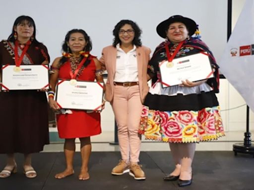 Día de la Mujer Indígena: reconocen a educadoras como Personalidad Meritoria de la Cultura