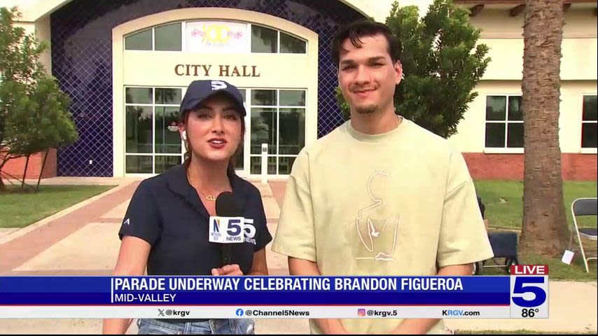 Weslaco parade celebrates boxer Brandon Figueroa