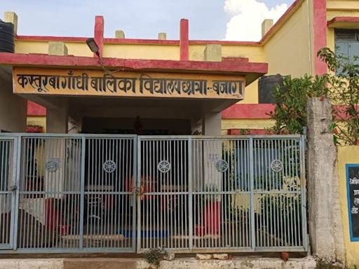 Warden Keeps Away From Kasturba Gandhi Girls’ Hostel At Night; Girls Feel Unsafe