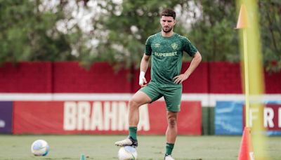 Poucas opções e fragilidade física tornam meio-campo do Fluminense um setor carente | Fluminense | O Dia