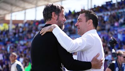El palo de Quique Sánchez Flores al Barça tras el despido de Xavi: "¡Qué mal tratan a sus leyendas!"