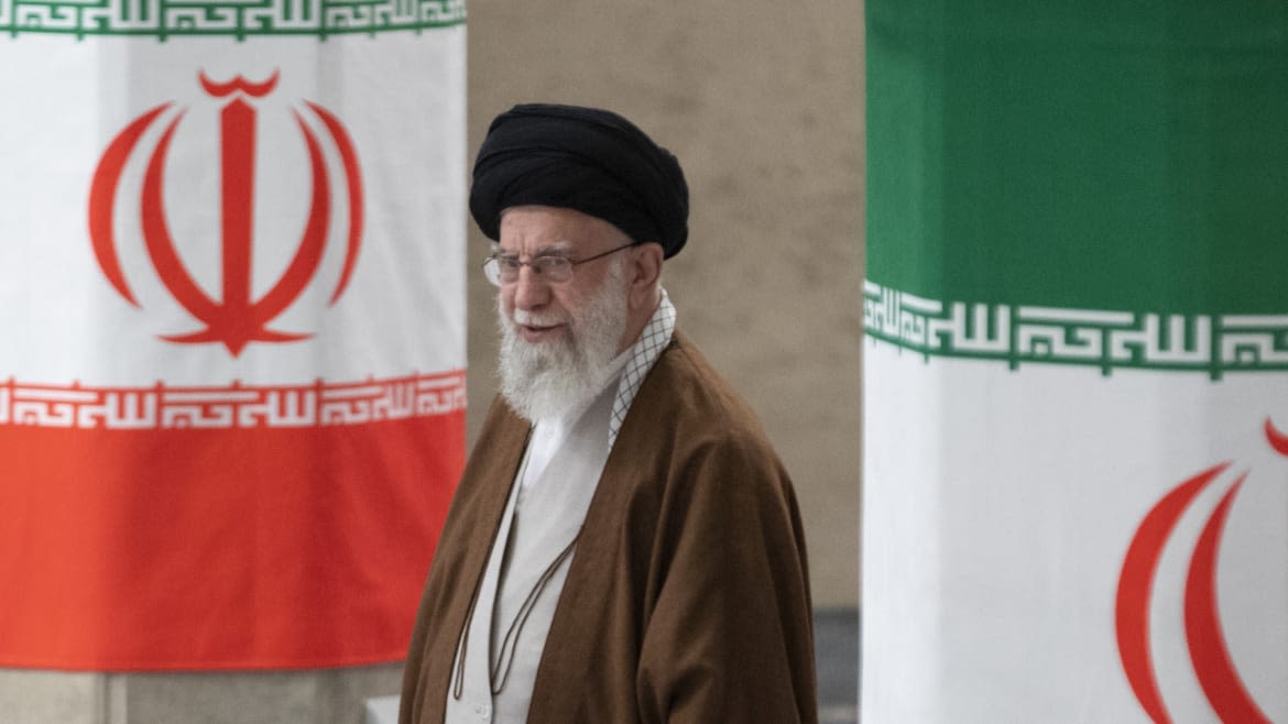 Iran’s Supreme Leader Welcomes U.S. College Students to the ‘Resistance’ Against ‘Zionist Elite’