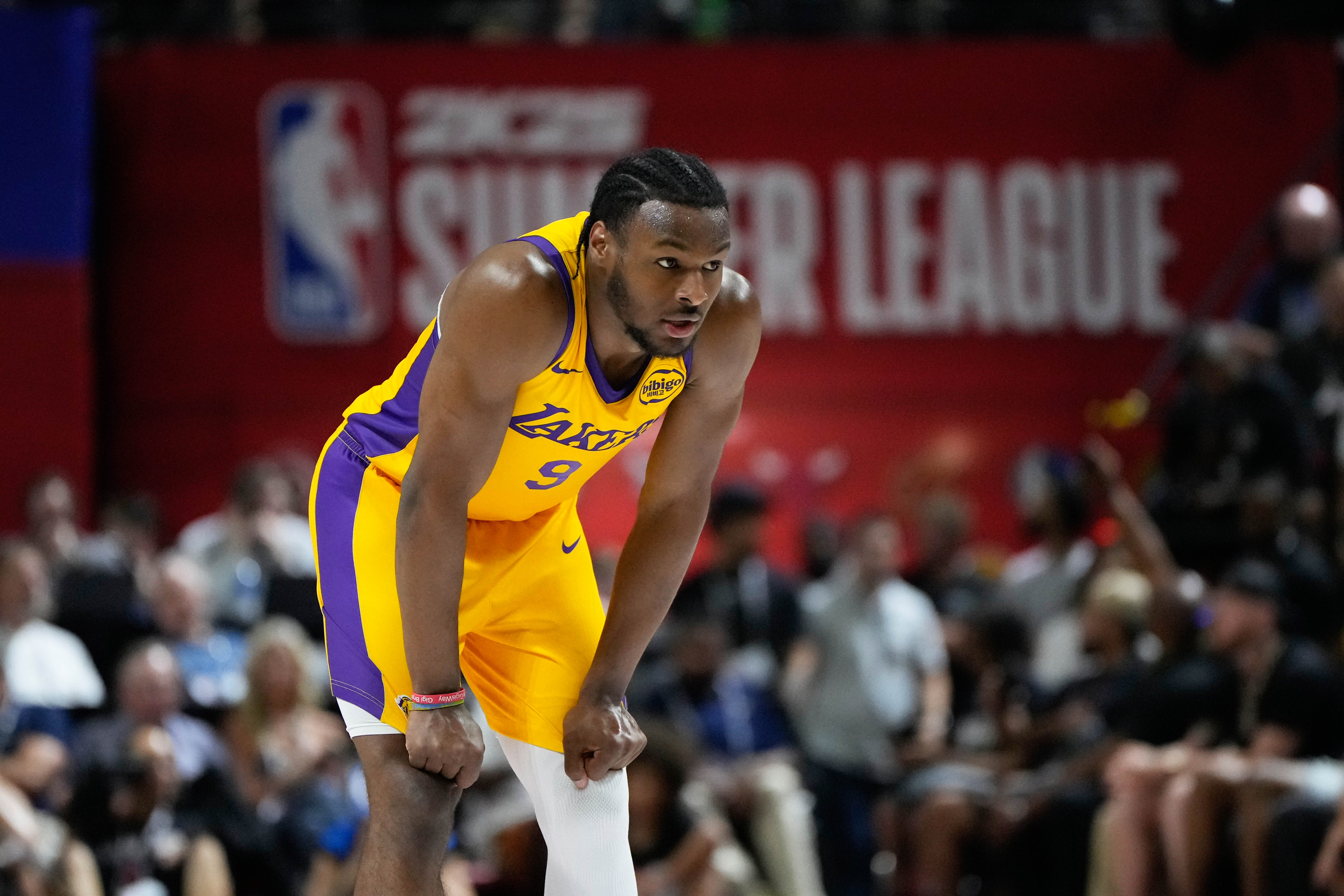 Lakers vs. Cavaliers live updates: See Bronny James' stats tonight against Cavs