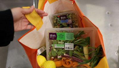 UK grocery inflation falls to 1.6%, says Kantar