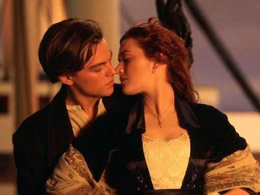 Kate Winslet revela por qué su icónico beso con Leonardo DiCaprio en el Titanic fue “una pesadilla” - La Tercera