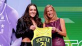 Why visa issue has prevented UConn women's basketball alum Nika Mühl from making WNBA debut