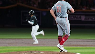 D-backs walk off Cincinnati as Reds' woes continue