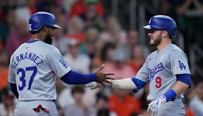 Dodgers avoid sweep against Astros, then continue to wait for trade-deadline action