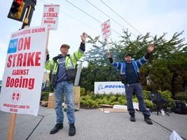 “We’re not going to buckle this time.” Boeing machinists sound off about first strike in 16 years