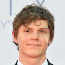 Evan Peters