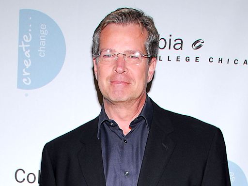 “E! News”' Steve Kmetko Says It 'Bothers' Him When Reporters Aren't as 'Wrapped Up' in Pop Culture as He Is (Exclusive)