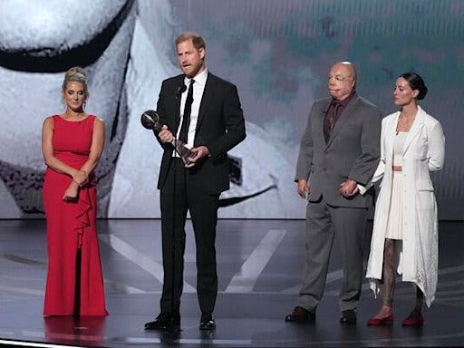 At ESPYs, Prince Harry Applauded a Critic While Accepting an Award