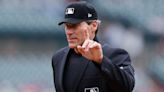 Controversial MLB umpire Ángel Hernández retires