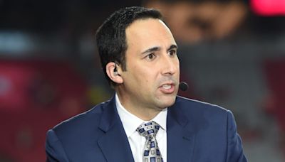 Joe Tessitore to Join WWE SmackDown Commentary Team with Corey Graves, Wade Barrett