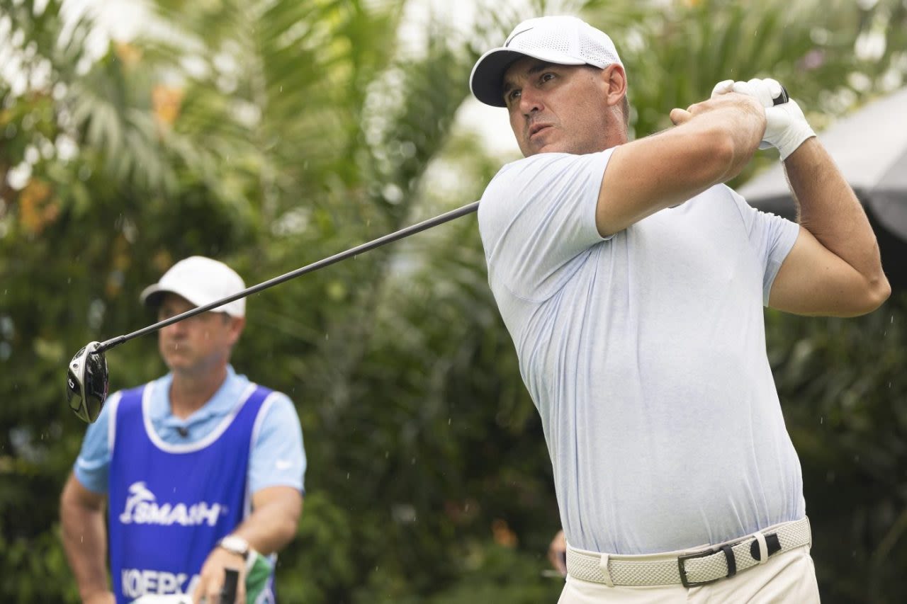 LIV Golf Singapore Rd. 2: Koepka leads by 3; his Smash Team up by 1