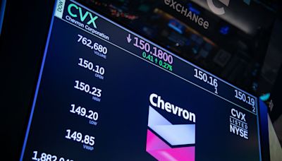Hess Investors Should Abstain on Chevron Takeover, Proxy Firm Advises