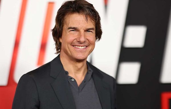 Tom Cruise Poses With Kids Connor and Isabella in Super Rare Photo