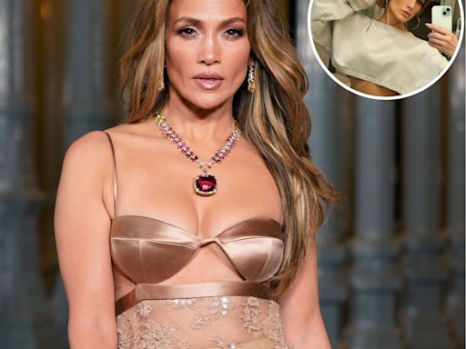 Jennifer Lopez Flashes Abs in Tiny Crop Top Amid Marital Issues With Ben Affleck