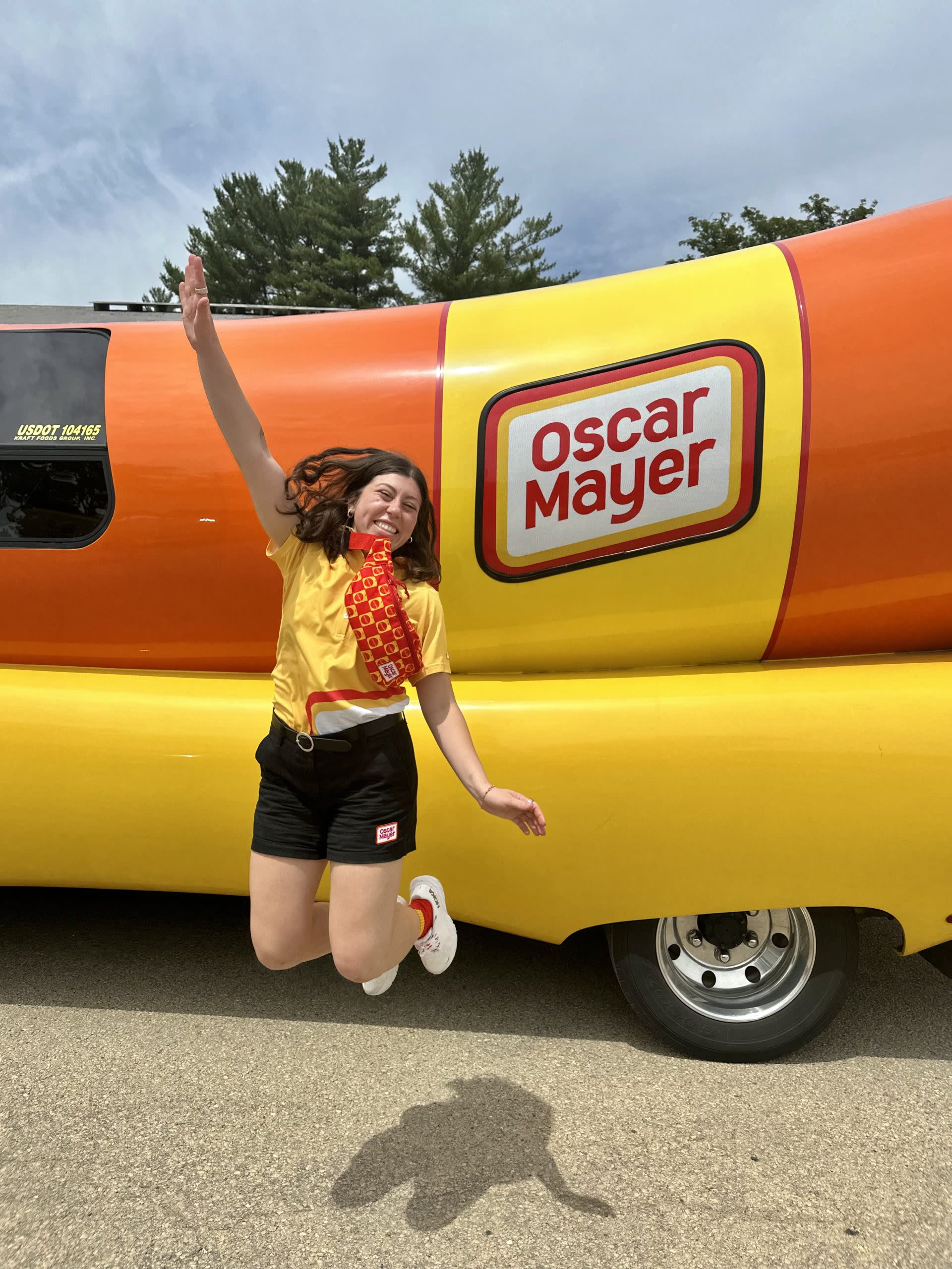 UGA Bulldog graduate lands her dream job: an Oscar Mayer Hotdogger!