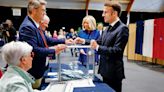 France begins elections that could bring far right to power