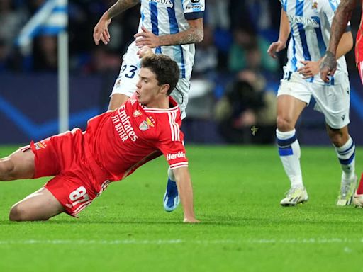SL Benfica reject second offer of €70 million for Joao Neves from Manchester United