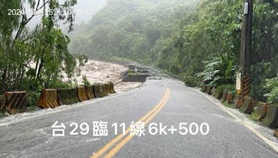 凱米豪大雨影響南部公路 15路段預警性封閉、10處道路災阻