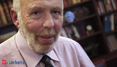 Billionaire quant investing pioneer and philanthropist James Simons dies at 86