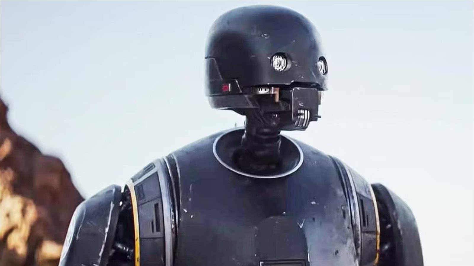 Star Wars: What Rogue One's K-2SO Looks Like In Real Life - Looper