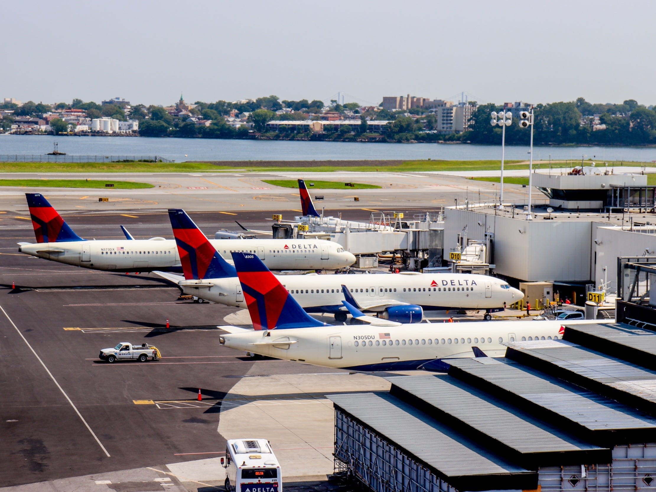 Delta's CEO just sounded the alarm for airlines that depend on selling cheap tickets to survive