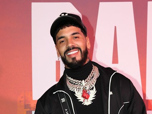 Anuel AA lanza polémico mensaje a Feid sobre Karol G: “Tu mujer me ama” - El Diario NY