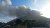 Itália eleva nível de alerta ao máximo após erupção do vulcão Stromboli