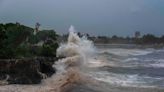 Hurricane Beryl heads towards Mexico as Royal Navy sends aid and King offers support