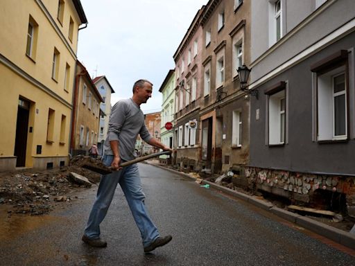 Poland fortifies towns as deadly floods afflict central Europe