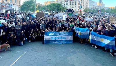 "Argentinxs Migrantes": cómo es el grupo de opositores a Milei que nació en Barcelona