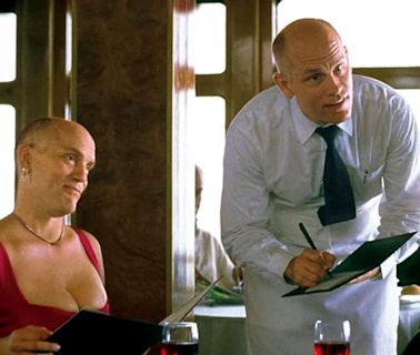 ¿Quieres ser John Malkovich?: la mano de Francis Ford Coppola, un actor harto del romanticismo y la resistencia a Tom Cruise