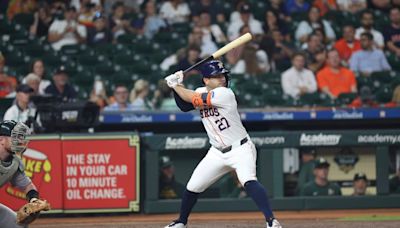 Astros’ Jose Altuve exits game with right side discomfort after apparent injury at plate