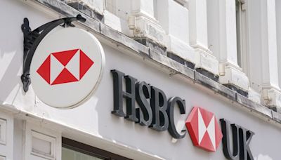 HSBC bank app failure leaves thousands of customers facing salary delays