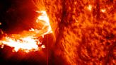 Colossal X-class solar flare suggests return of sunspot group that fueled May's epic auroras (video)