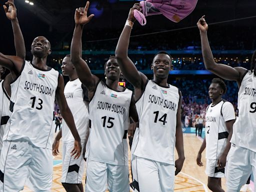 Blunder at Paris Olympics as wrong anthem played for South Sudan during men's basketball event