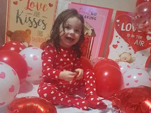 ‘What if she had died in my arms?’ – Carlow toddler who had a seizure forced to wait over seven hours for ambulance