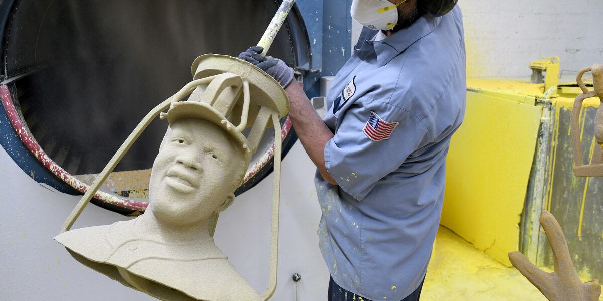 Jackie Robinson is rebuilt in bronze after theft of statue from park