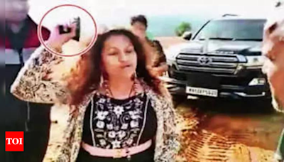 IAS Puja Khedkar's gun-toting mother, father 'on the run' | Pune News - Times of India