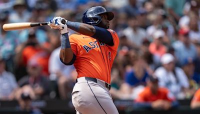 Astros designated hitter Yordan Alvarez hits for cycle against Mariners