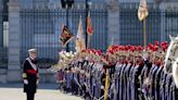 Así es el uniforme que luce Felipe VI en la Pascua Militar donde debuta la princesa Leonor