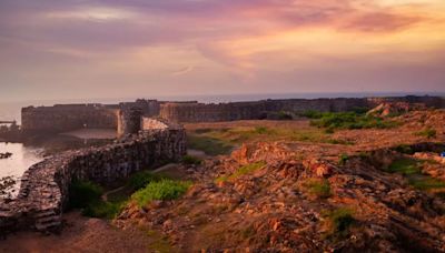 This Fort Built By Chhatrapati Shivaji Maharaj Now Serves As An Important Tourist Spot In Maharashtra