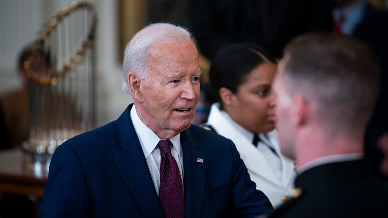 Appeals court blocks Biden student debt plan as Supreme Court battle brews