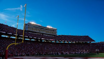 All Badgers Staff Predictions: Wisconsin Badgers vs. No. 4 Alabama Crimson Tide